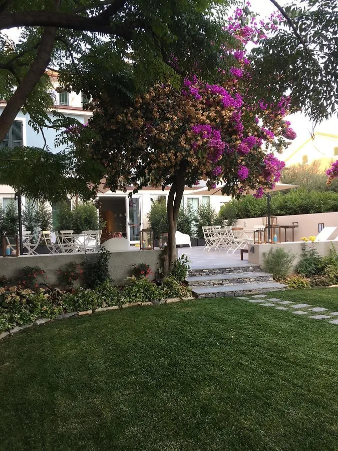 Blu Hotel Lavagna 3*,  İtalya