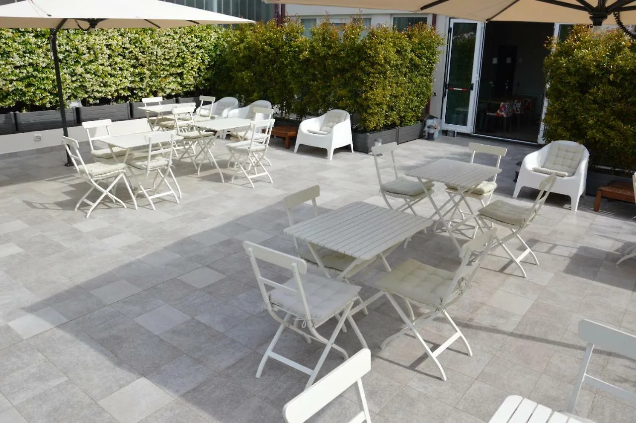 Blu Hotel Lavagna İtalya