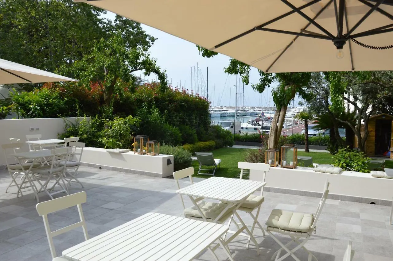 Blu Hotel Lavagna